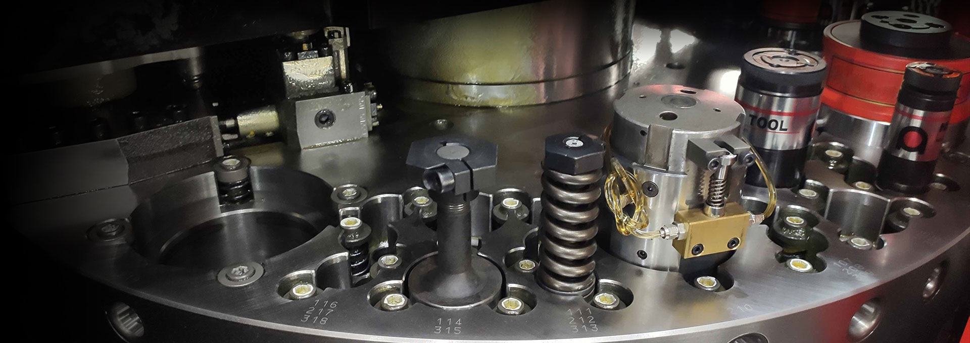 轉(zhuǎn)塔攻牙方案